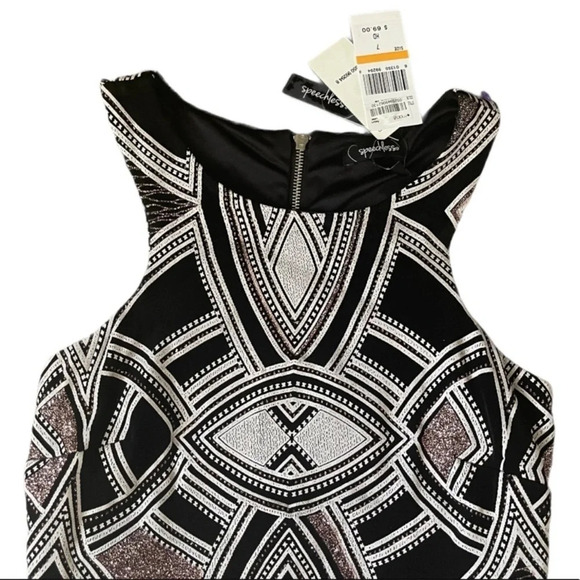 NWT SPEACHLESS Sleeveless Round Neck Dress Size 7 - Picture 3 of 8